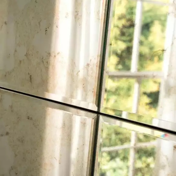 Yearn Mirrors Yearn Manhattan Antique Mirror 123x91cm 4 Yearn Mirrors Yearn Manhattan Antique Mirror 123x91cm - Image 2